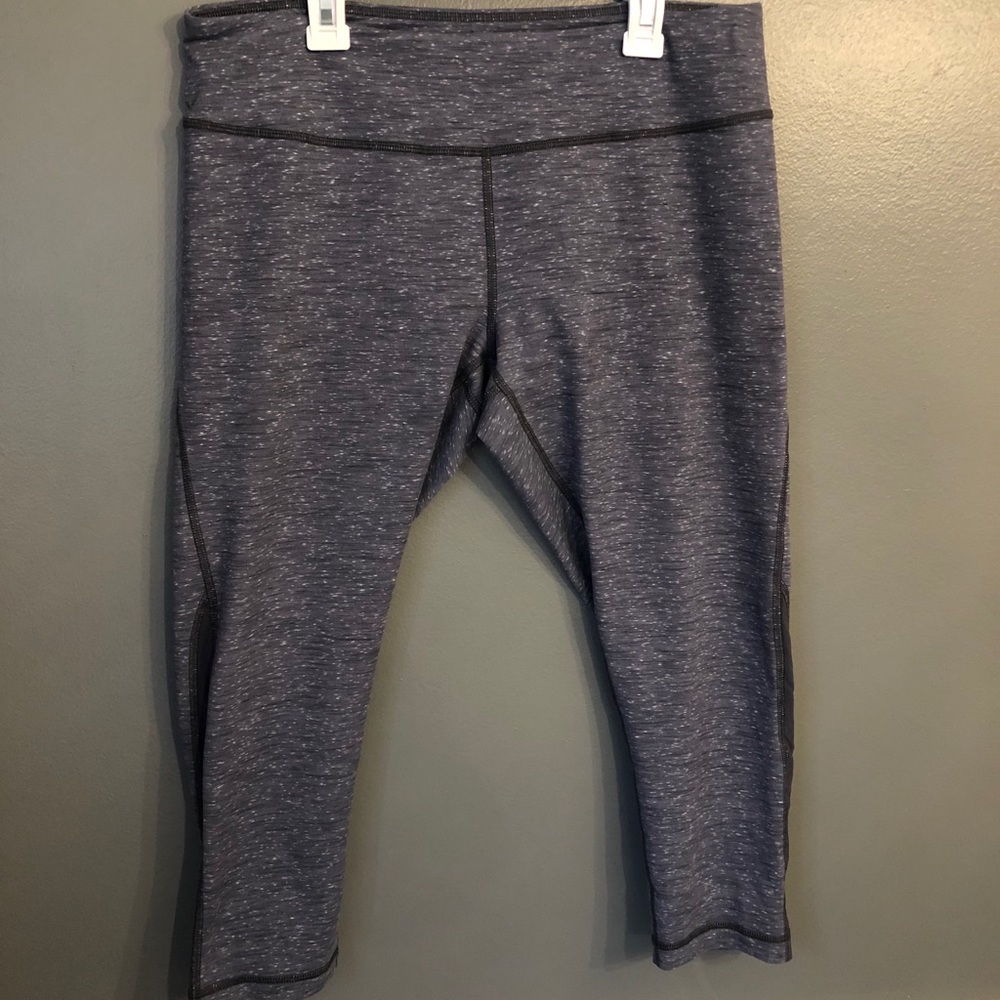 Women’s zella Capri leggings